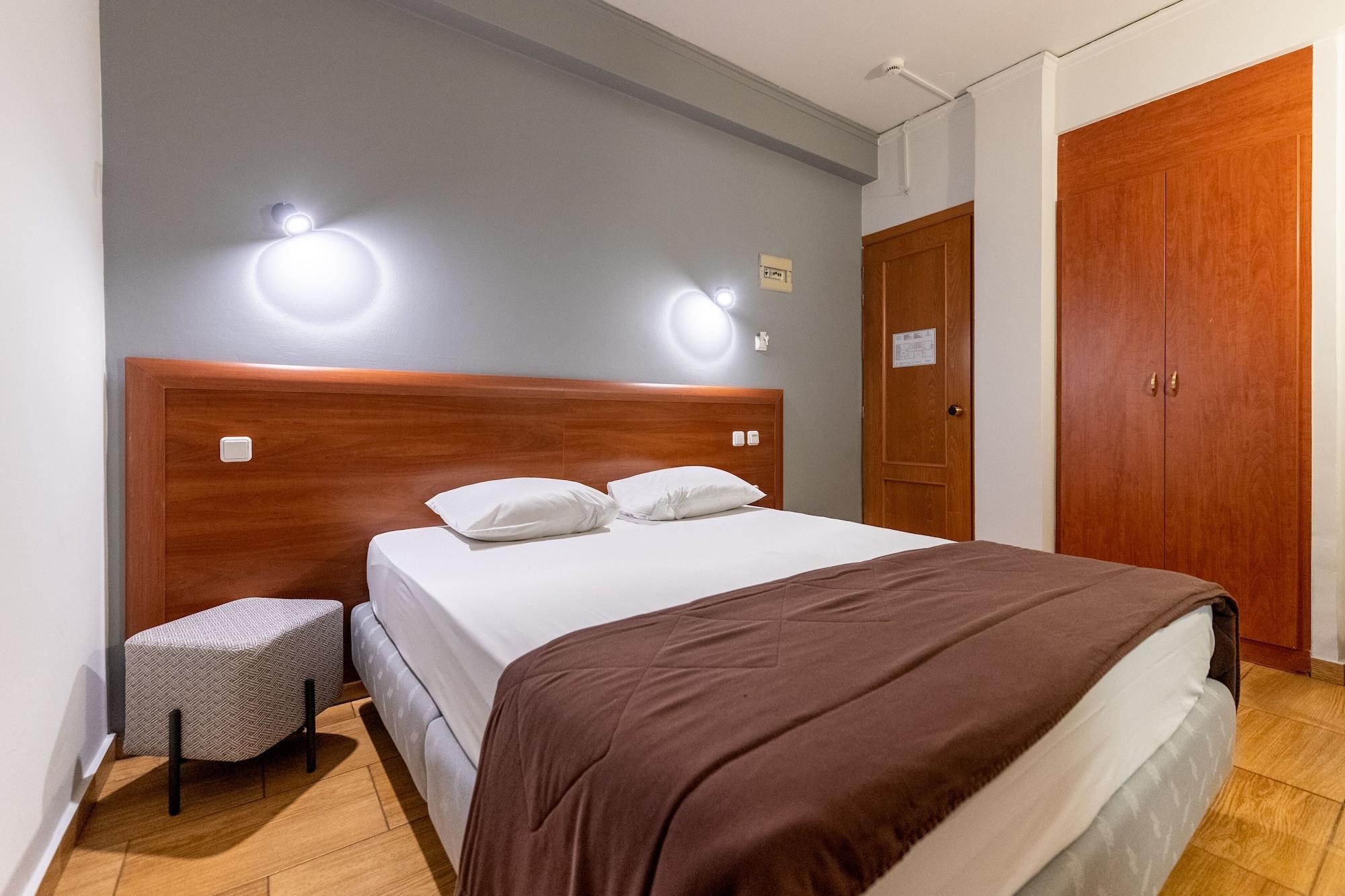 Stalis Hotel Athena Bagian luar foto