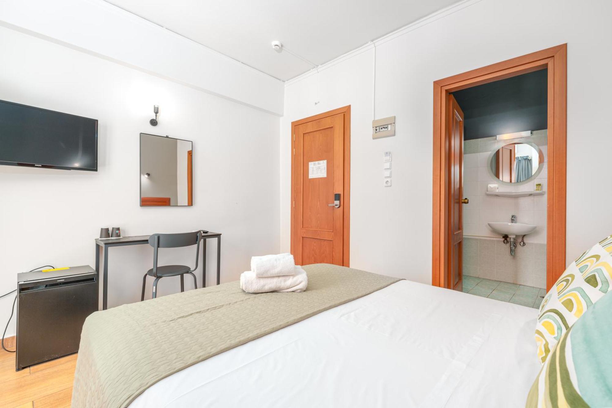 Stalis Hotel Athena Bagian luar foto