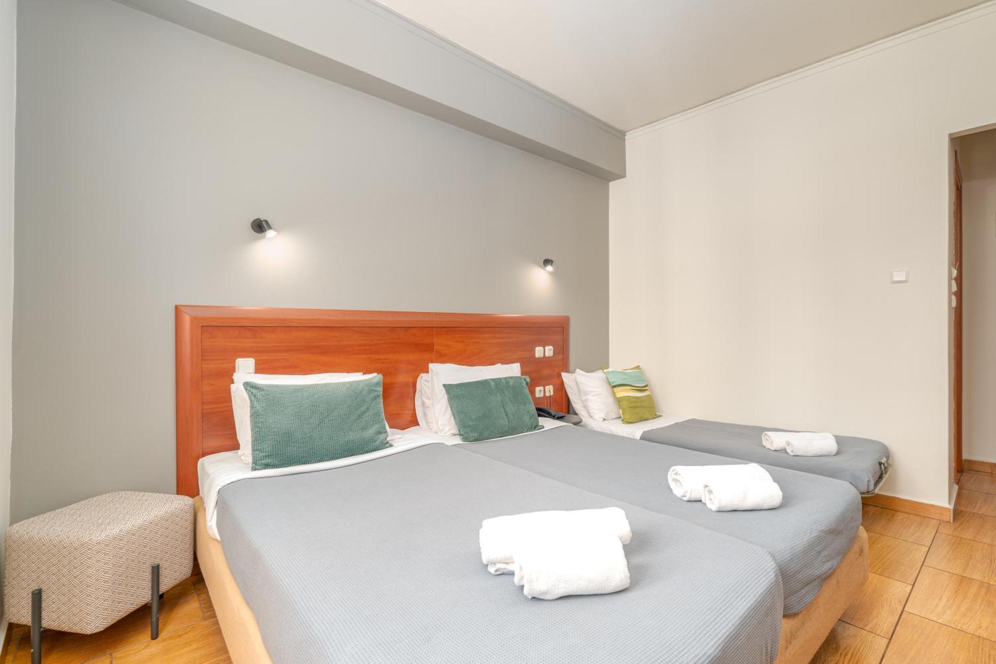Stalis Hotel Athena Bagian luar foto